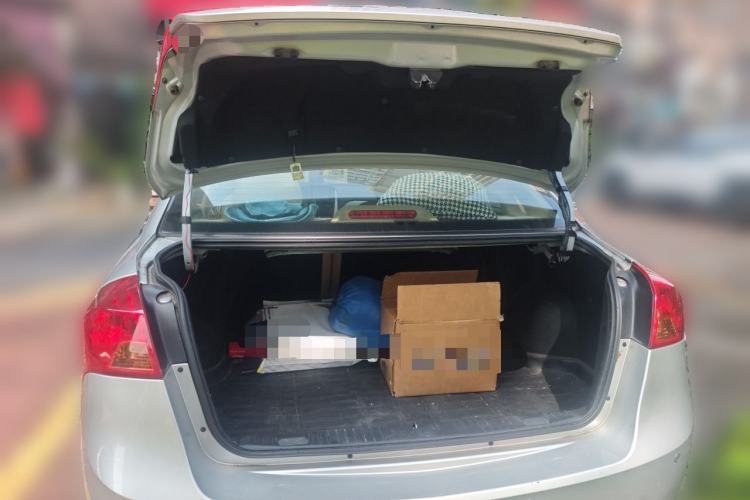 Used Buick Excelle 2013 1.5L Automatic Classic Model Trunk