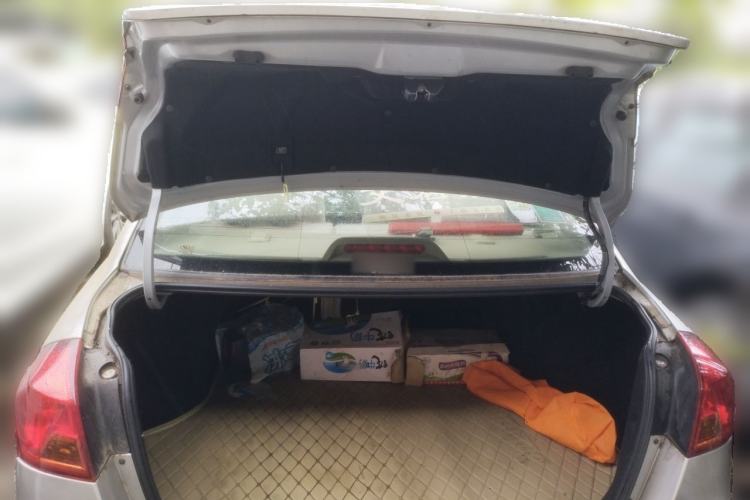 Used Buick Excelle 2013 1.5L Manual Classic Model Trunk