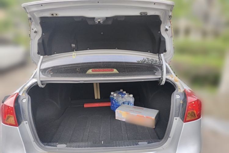 Used Buick Excelle 2013 1.5L Automatic Classic Model Trunk