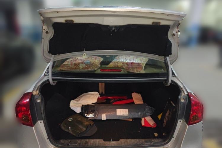 Used Buick Excelle 2013 1.5L Manual Classic Model Trunk