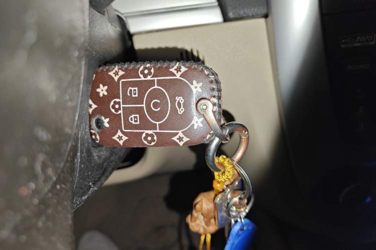 Used Buick Excelle 2013 1.5L Automatic Classic Model Vehicle Key