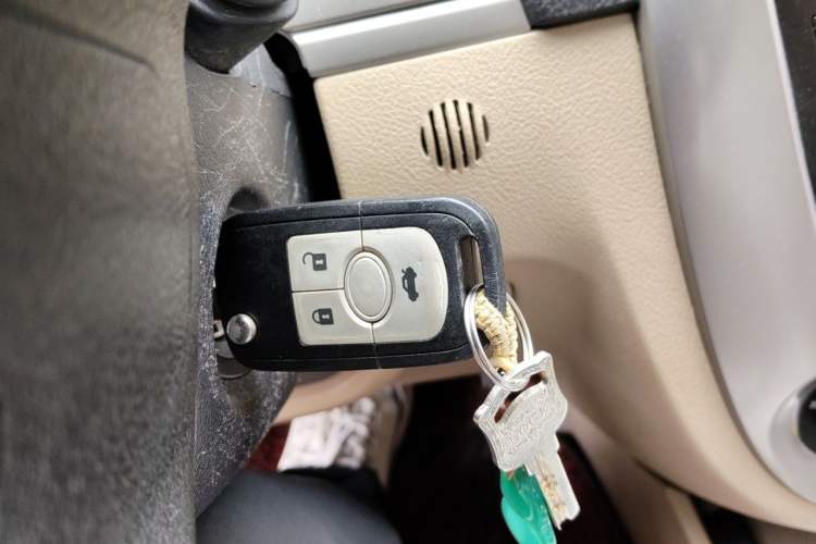 Used Buick Excelle 2013 1.5L Automatic Classic Model Vehicle Key