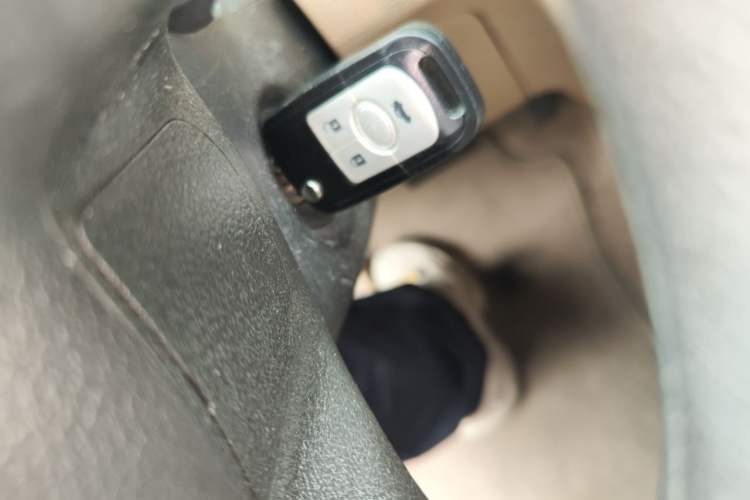 Used Buick Excelle 2013 1.5L Automatic Classic Model Vehicle Key