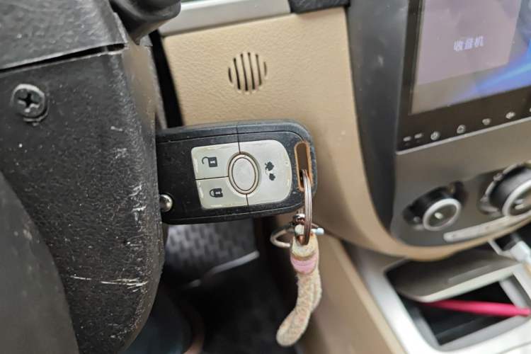 Used Buick Excelle 2013 1.5L Automatic Classic Model Vehicle Key