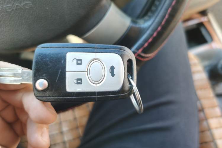 Used Buick Excelle 2013 1.5L Manual Luxury Model Vehicle Key