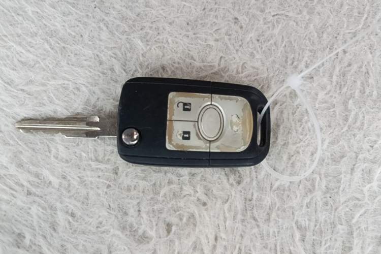 Used Buick Excelle 2013 1.5L Automatic Classic Model Vehicle Key