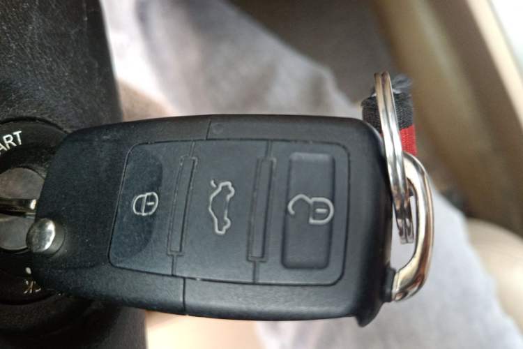 Used Buick Excelle 2013 1.5L Automatic Classic Model Vehicle Key