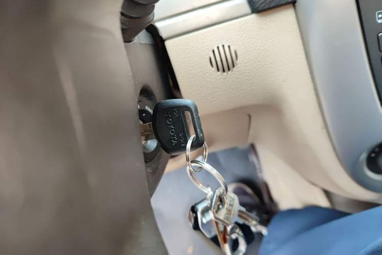 Used Buick Excelle 2013 1.5L Manual Classic Model Vehicle Key