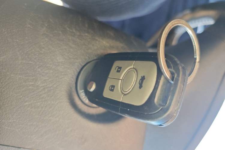 Used Buick Excelle 2013 1.5L Manual Luxury Model Vehicle Key