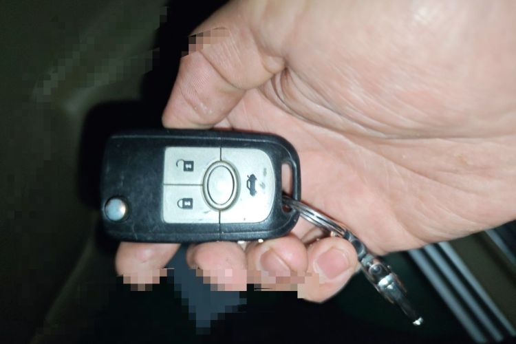 Used Buick Excelle 2013 1.5L Automatic Classic Model Vehicle Key