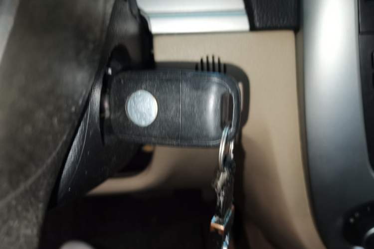 Used Buick Excelle 2013 1.5L Automatic Classic Model Vehicle Key