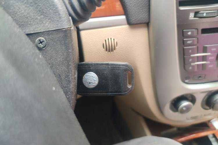 Used Buick Excelle 2013 1.5L Automatic Luxury Model Vehicle Key