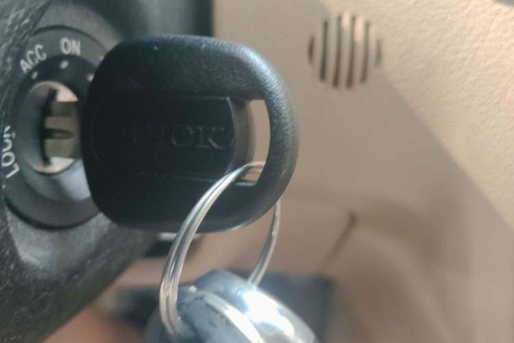 Used Buick Excelle 2013 1.5L Automatic Classic Model Vehicle Key