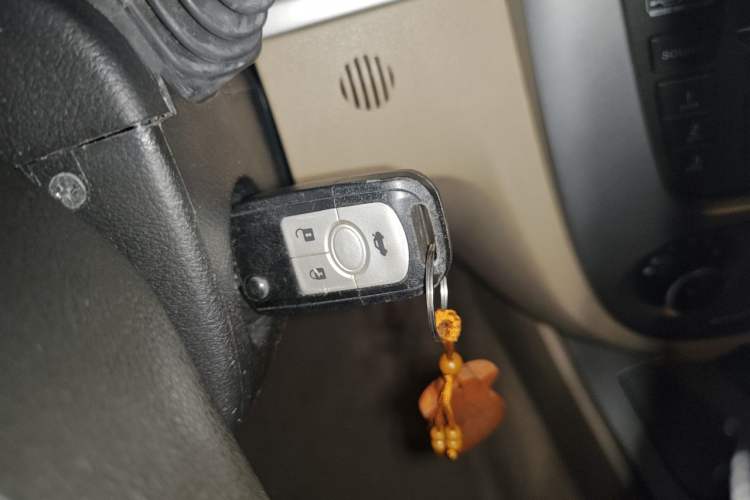 Used Buick Excelle 2013 1.5L Automatic Classic Model Vehicle Key