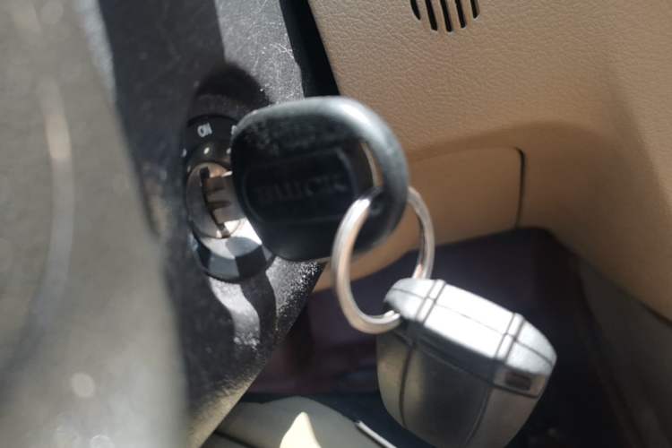 Used Buick Excelle 2013 1.5L Manual Classic Model Vehicle Key