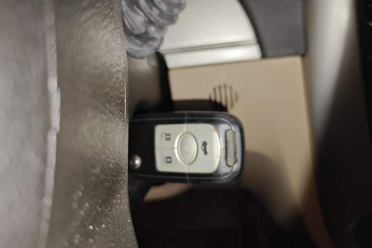 Used Buick Excelle 2013 1.5L Automatic Classic Model Vehicle Key