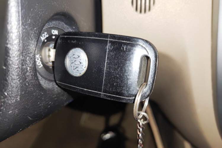 Used Buick Excelle 2013 1.5L Automatic Classic Model Vehicle Key