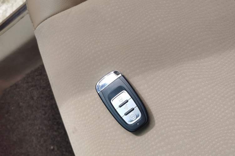 Used Buick Excelle 2013 1.5L Automatic Classic Model Vehicle Key