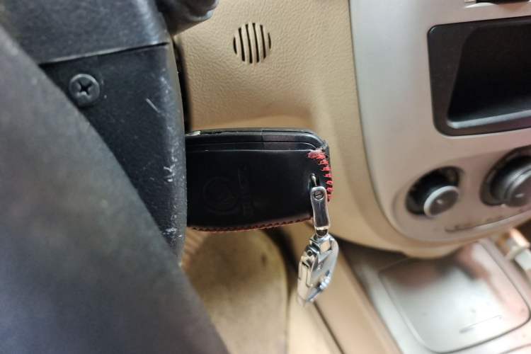 Used Buick Excelle 2013 1.5L Automatic Classic Model Vehicle Key