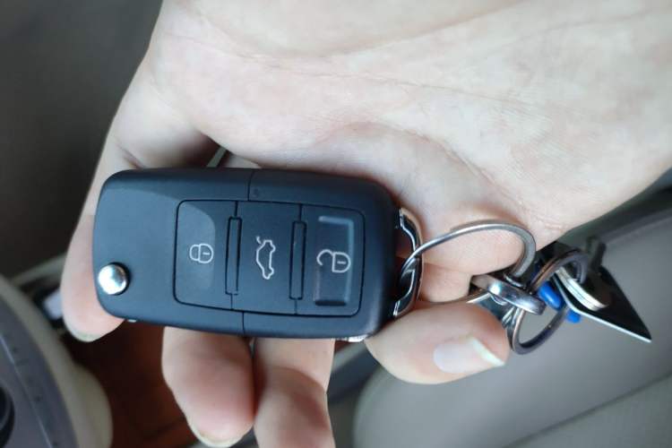Used Buick Excelle 2013 1.5L Manual Luxury Model Vehicle Key
