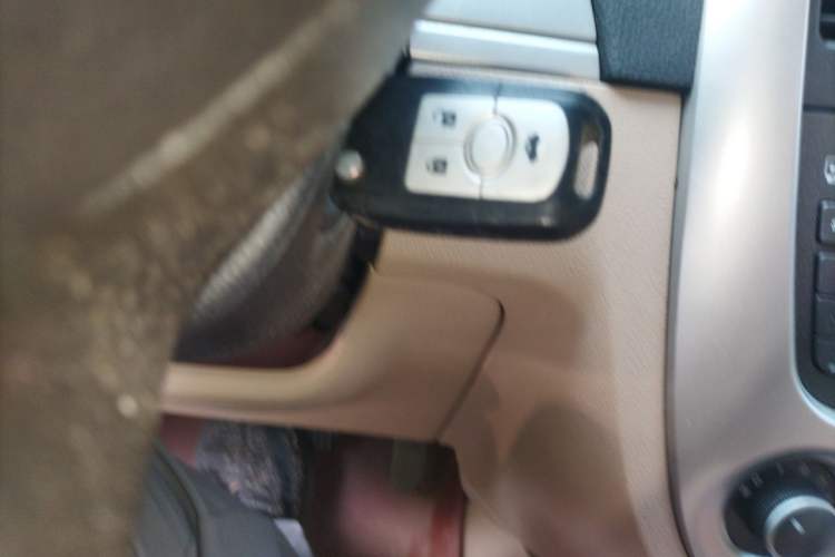 Used Buick Excelle 2013 1.5L Automatic Classic Model Vehicle Key