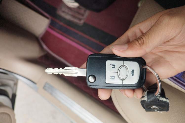 Used Buick Excelle 2013 1.5L Automatic Luxury Model Vehicle Key