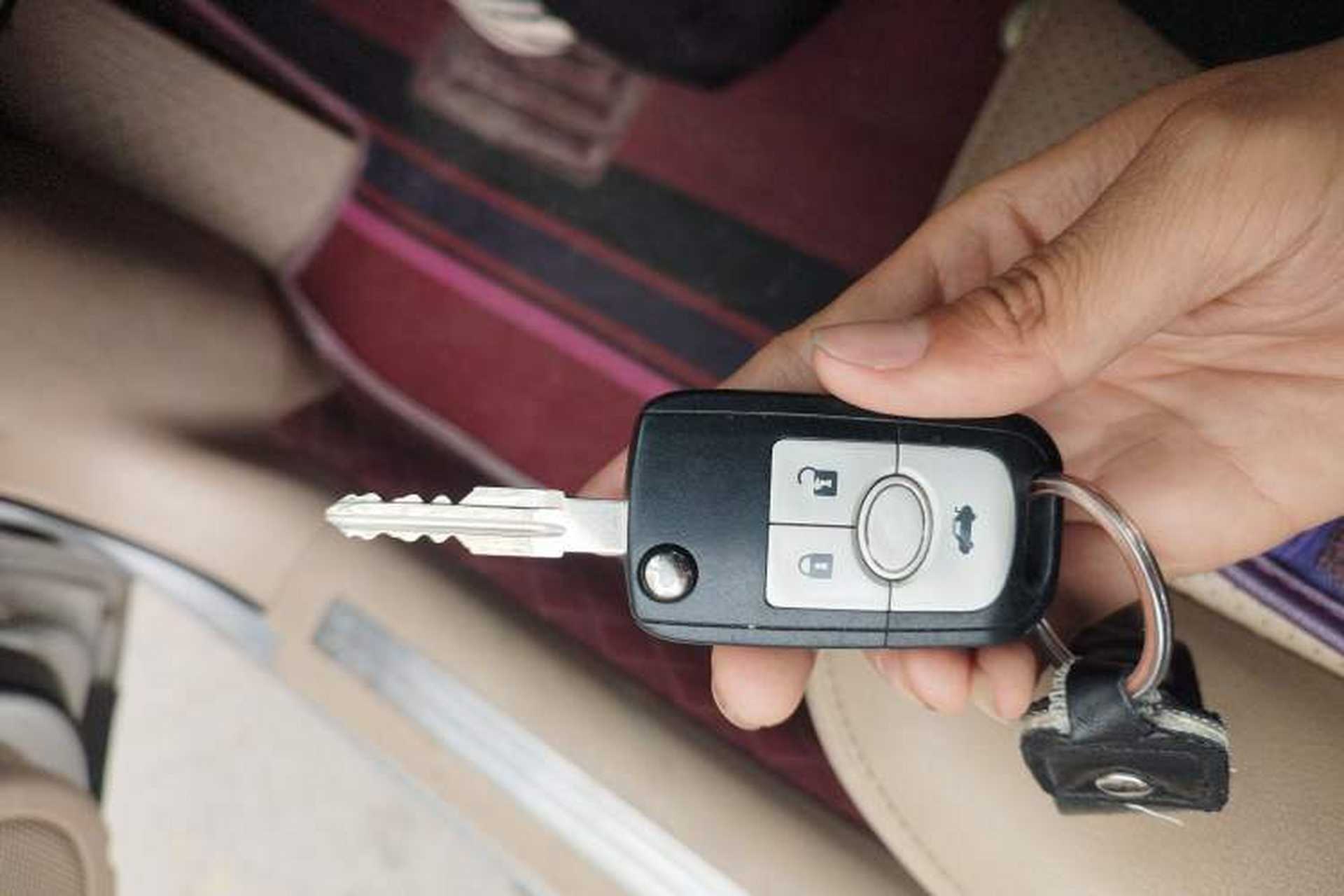 Used Buick Excelle 2013 1.5L Automatic Luxury Model Vehicle Key