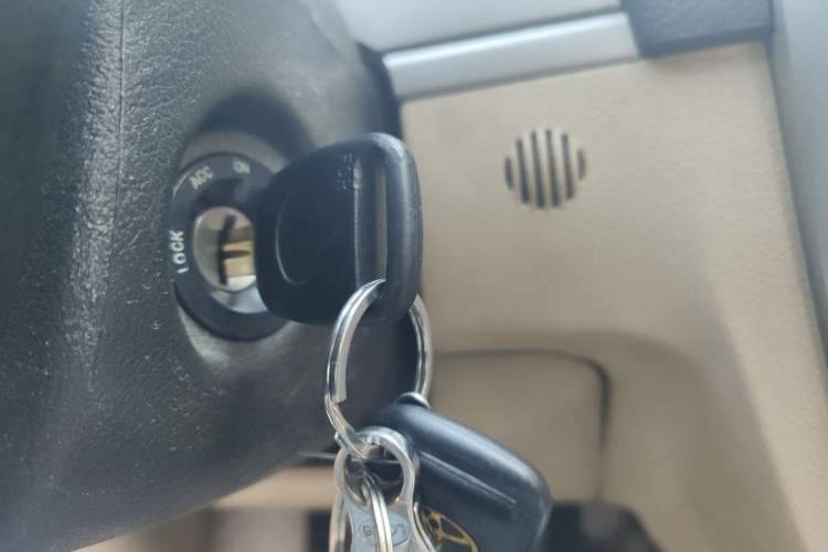 Used Buick Excelle 2013 1.5L Manual Classic Model Vehicle Key