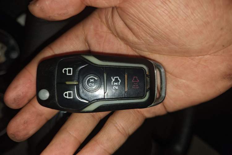Used Buick Excelle 2013 1.5L Manual Classic Model Vehicle Key