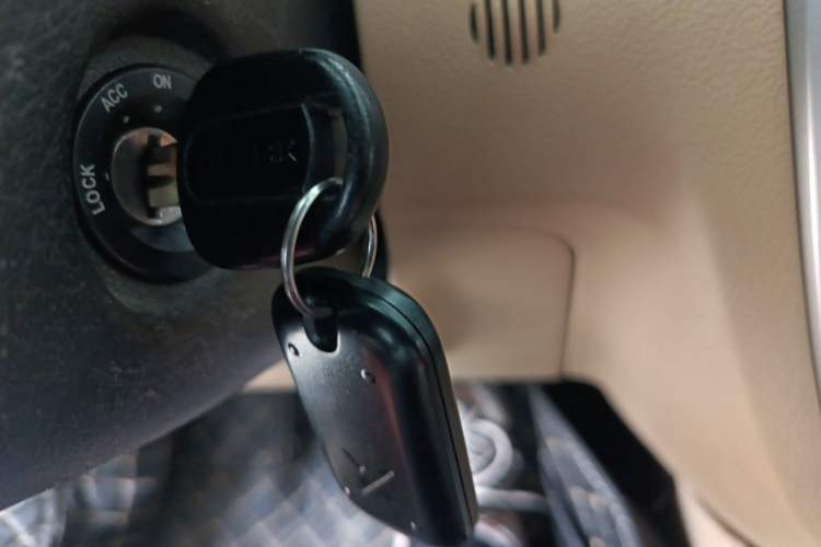 Used Buick Excelle 2013 1.5L Manual Classic Model Vehicle Key
