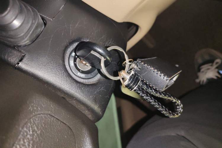 Used Buick Excelle 2013 1.5L Manual Classic Model Vehicle Key
