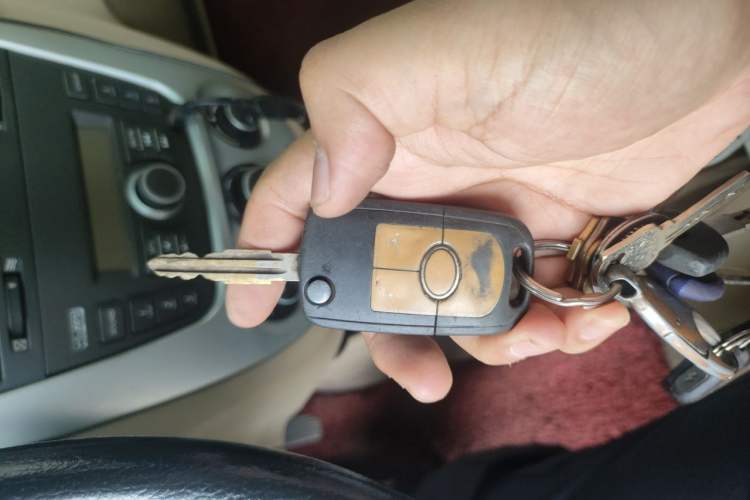 Used Buick Excelle 2013 1.5L Manual Luxury Model Vehicle Key