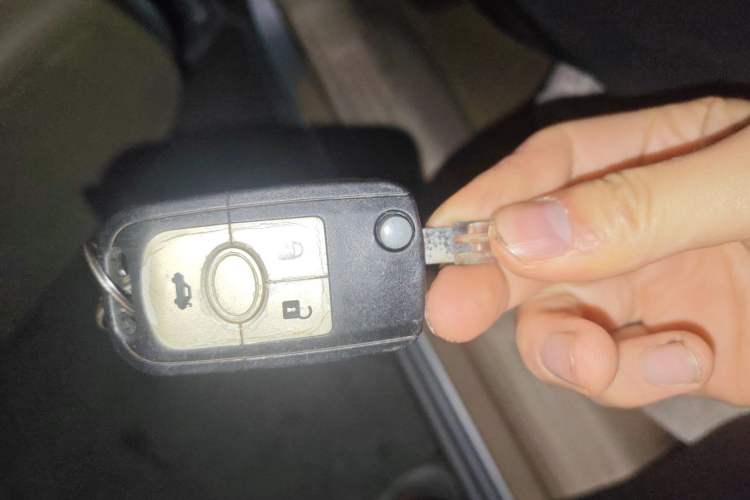 Used Buick Excelle 2013 1.5L Automatic Classic Model Vehicle Key