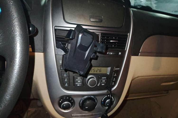 Used Buick Excelle 2013 1.5L Automatic Classic Model Audio And AC Panel
