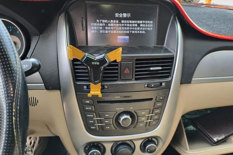 Used Buick Excelle 2013 1.5L Automatic Classic Model Audio And AC Panel