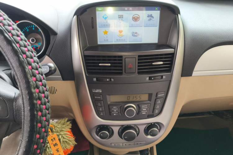 Used Buick Excelle 2013 1.5L Automatic Classic Model Audio And AC Panel