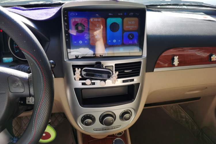 Used Buick Excelle 2013 1.5L Automatic Luxury Model Audio And AC Panel