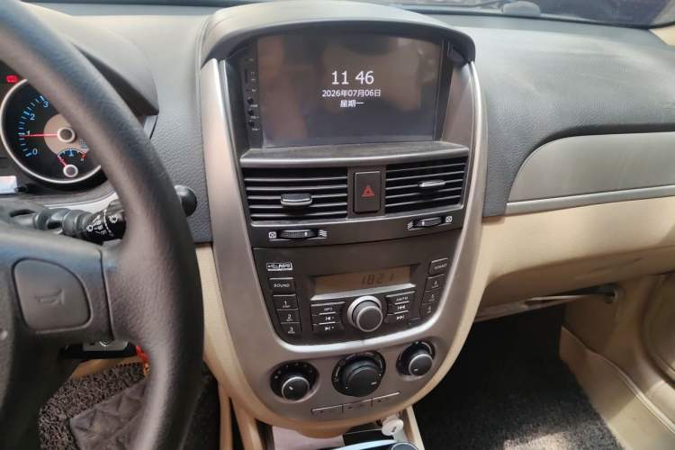 Used Buick Excelle 2013 1.5L Automatic Classic Model Audio And AC Panel