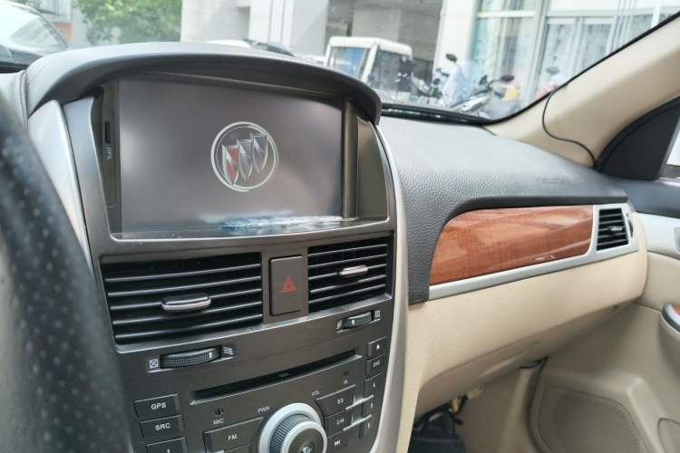Used Buick Excelle 2013 1.5L Automatic Luxury Model Audio And AC Panel