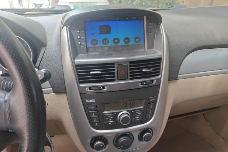 Used Buick Excelle 2013 1.5L Automatic Classic Model Audio And AC Panel