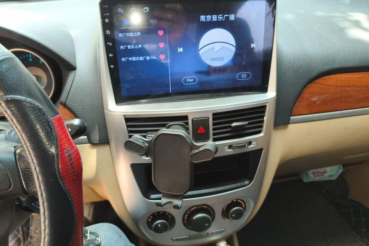 Used Buick Excelle 2013 1.5L Manual Luxury Model Audio And AC Panel