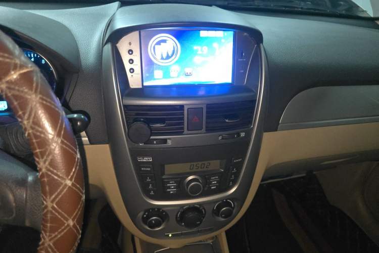 Used Buick Excelle 2013 1.5L Automatic Classic Model Audio And AC Panel