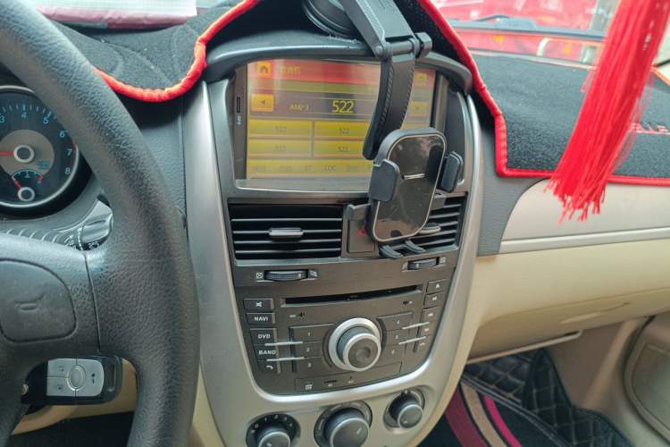 Used Buick Excelle 2013 1.5L Manual Classic Model Audio And AC Panel