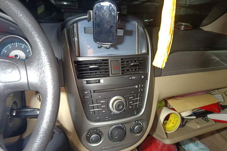 Used Buick Excelle 2013 1.5L Automatic Classic Model Audio And AC Panel