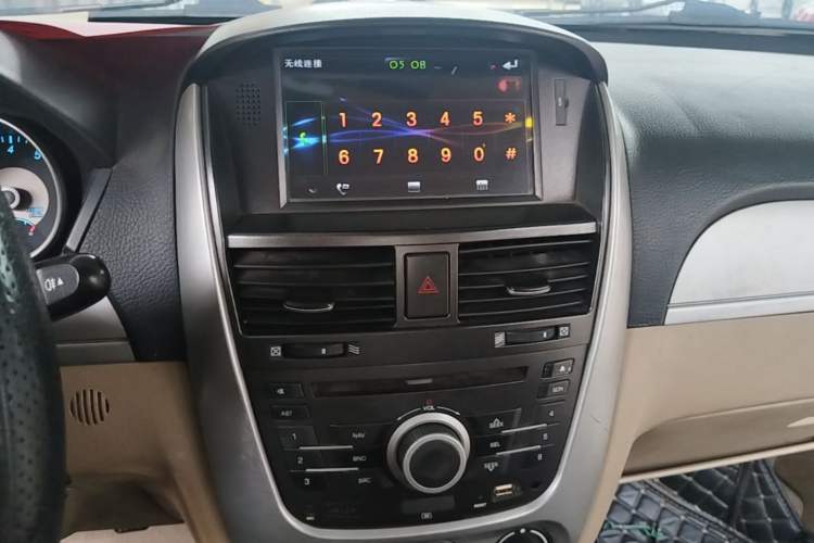 Used Buick Excelle 2013 1.5L Manual Classic Model Audio And AC Panel