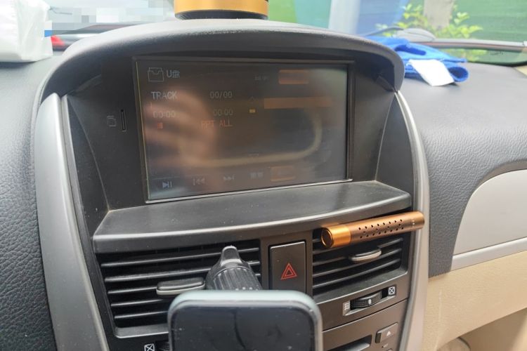 Used Buick Excelle 2013 1.5L Automatic Classic Model Audio And AC Panel