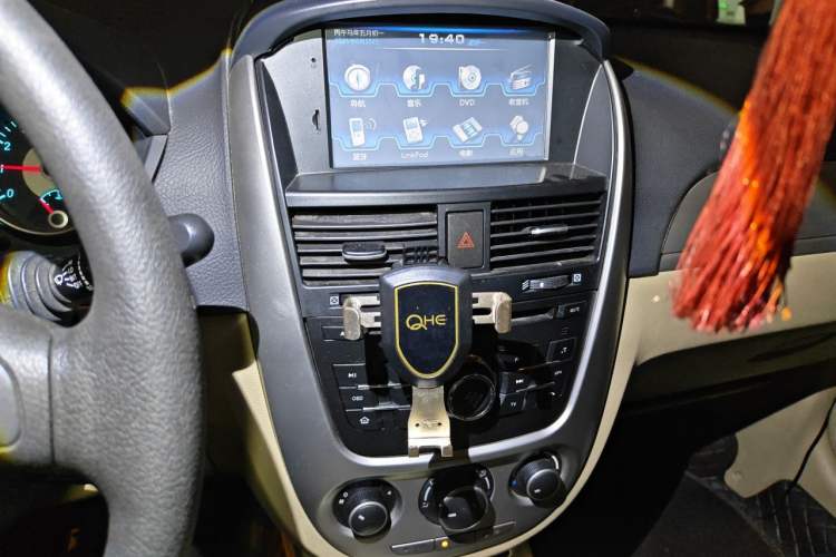 Used Buick Excelle 2013 1.5L Automatic Classic Model Audio And AC Panel