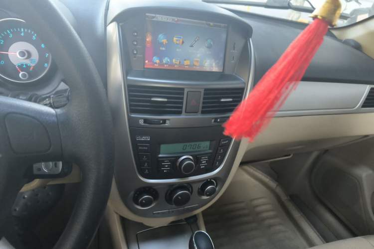 Used Buick Excelle 2013 1.5L Automatic Classic Model Audio And AC Panel
