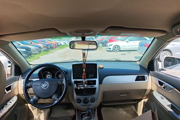 Used Buick Excelle 2013 1.5L Automatic Classic Model Center Console