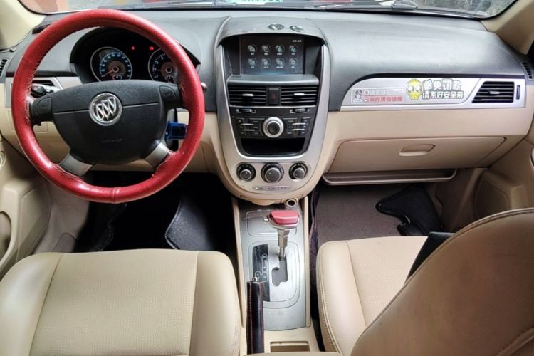 Used Buick Excelle 2013 1.5L Automatic Classic Model Center Console